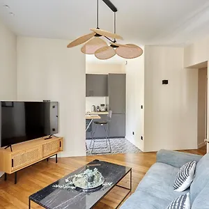  Apartment Invalide By Prestige France